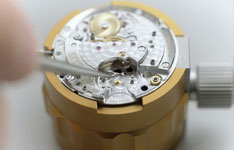 萧邦机械表长时间不带有损害吗