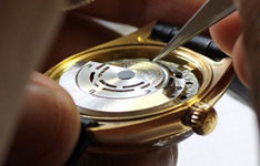 萧邦手表表带为什么会腕变黑